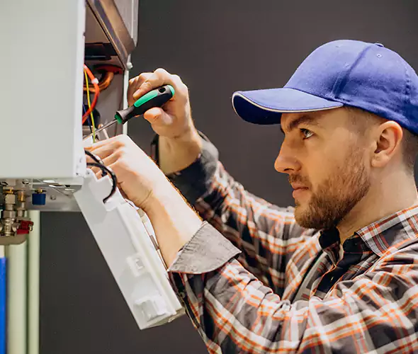 Expert Plumber for Tankless Water Heater Maintenance in Dix Hills, NY: Schedule Professional Maintenance Services with Us