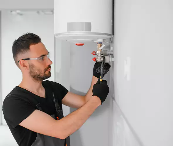 Expert Plumber for Water Heater Expansion Tank Installation in Dix Hills, NY